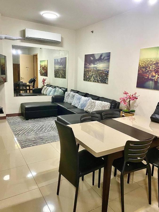 Paranaque City Field Residences المظهر الخارجي الصورة